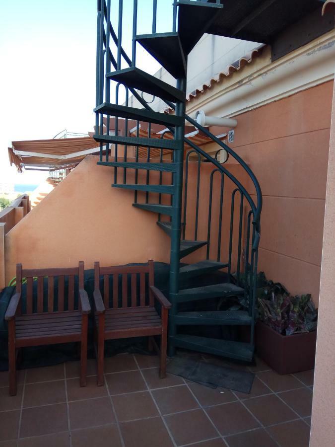 Precioso Atico En Torre De Benagalbon A 20 Metros Del Mar. Apartament Zewnętrze zdjęcie