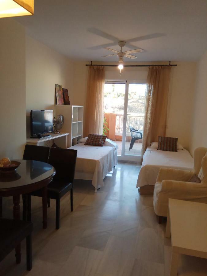 Precioso Atico En Torre De Benagalbon A 20 Metros Del Mar. Apartament Zewnętrze zdjęcie